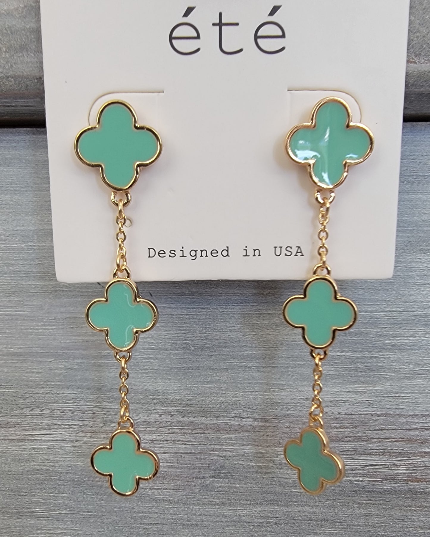 Triple Clover Dangle ( MINT )