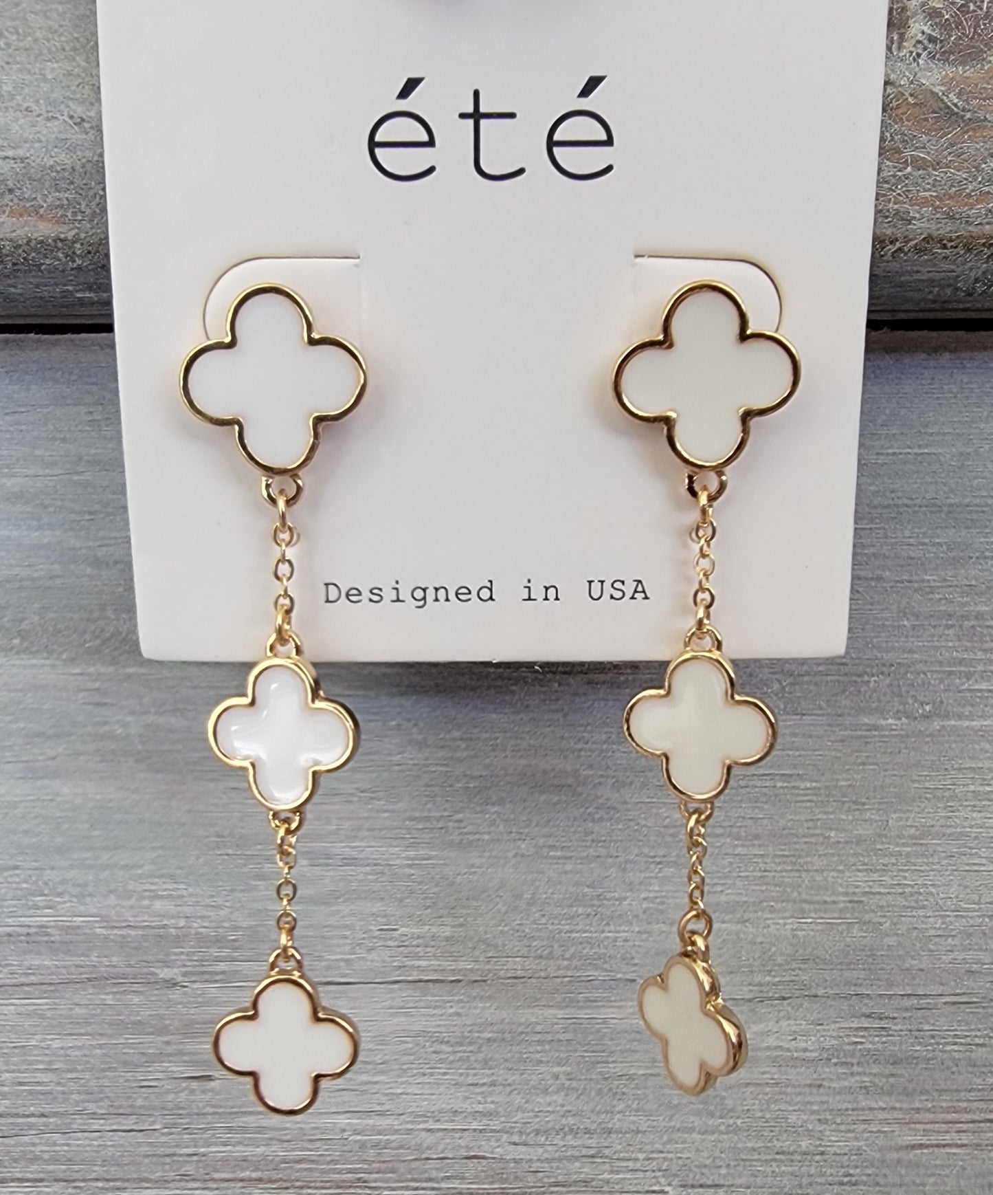 Triple Clover Dangle ( White )