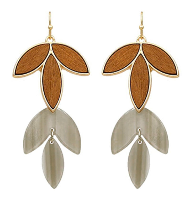 Linked Leaf Earrings (BROWN)