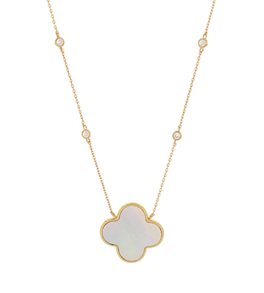 Clover Pendant Necklace (CREAM)