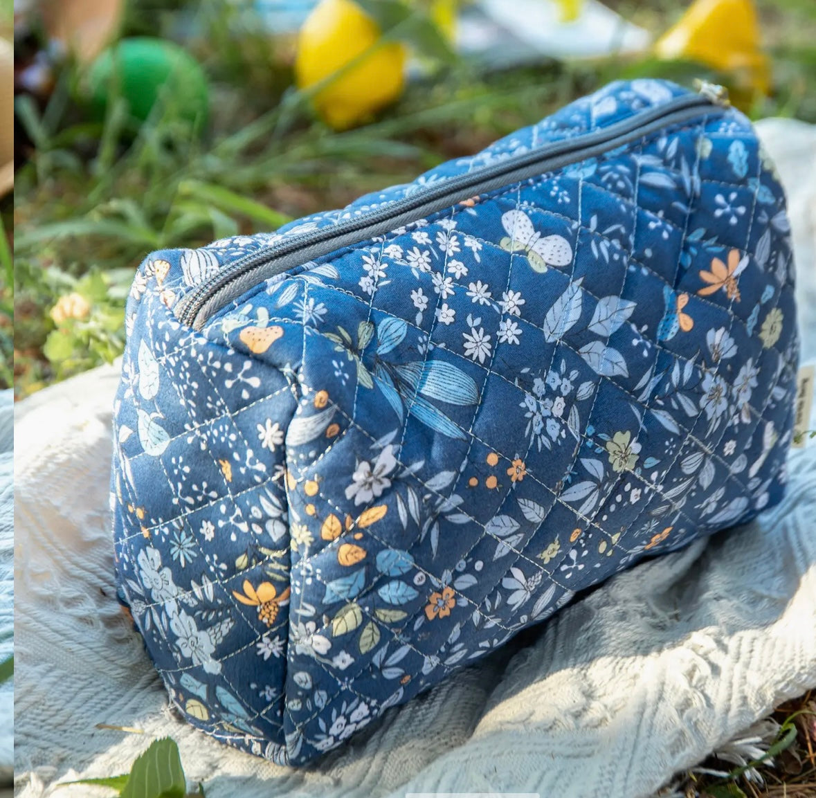 Noel Navy Floral Travel Pouch