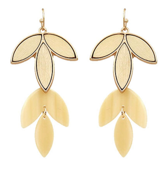 Linked Leaf Earrings (IVORY)