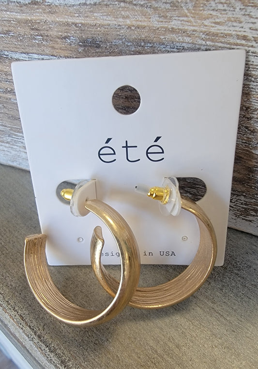Lined Hoop Earrings(GOLD)
