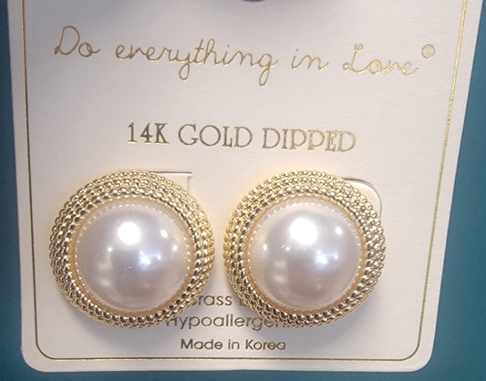 Pearl Button Earring