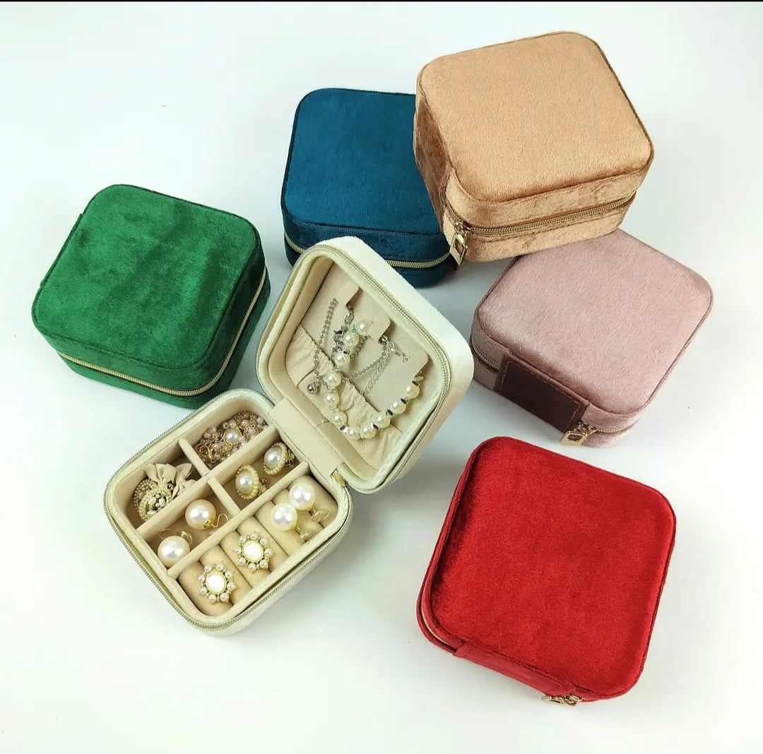 Velvet Jewlery Box