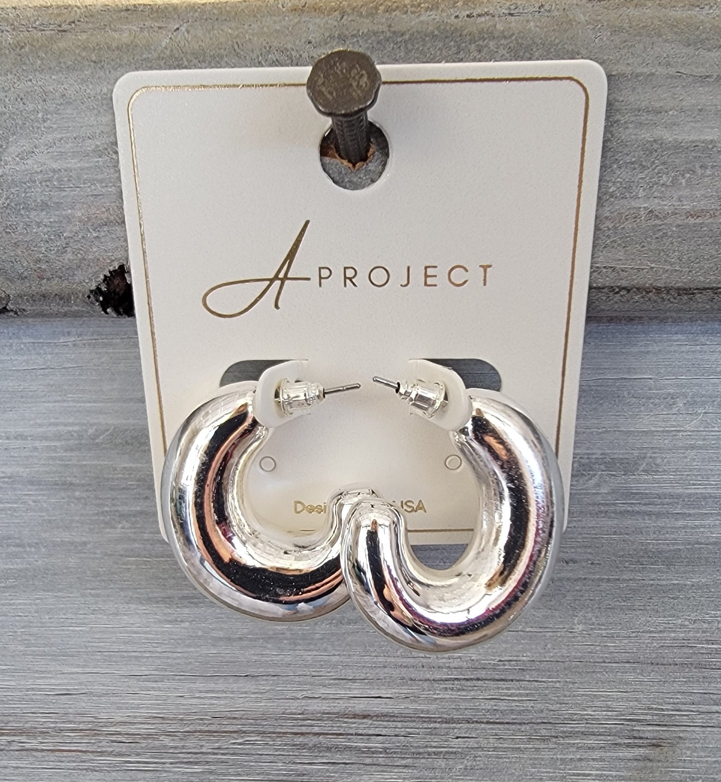 Puffy Elongated Hoop