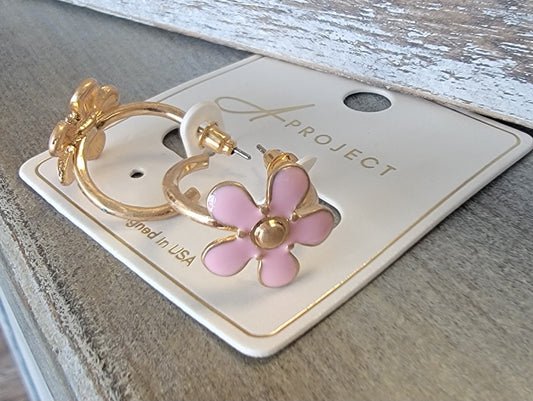 Daisy Hoop Earrings(PINK)